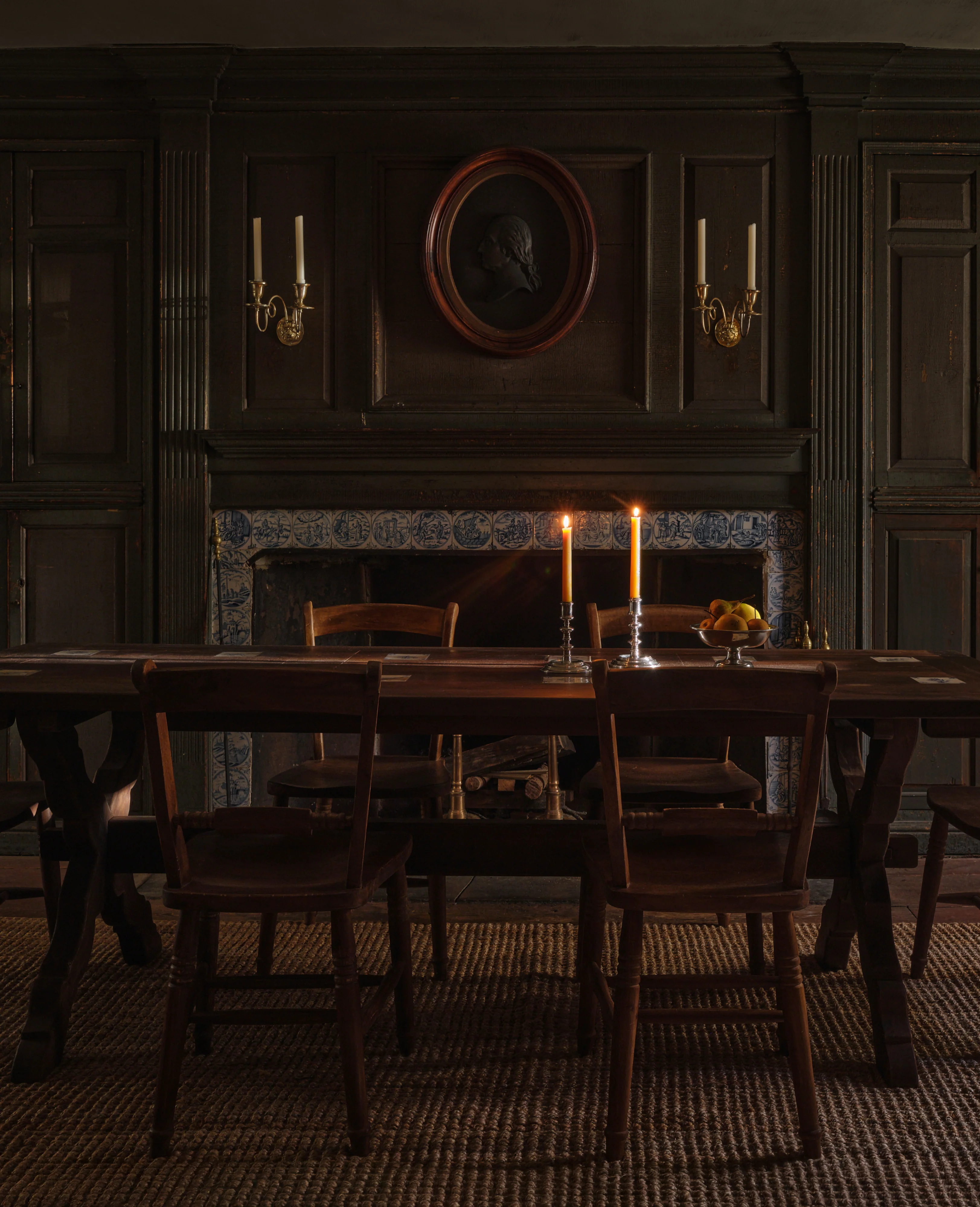 Adlestrop Dining Table - Image 9