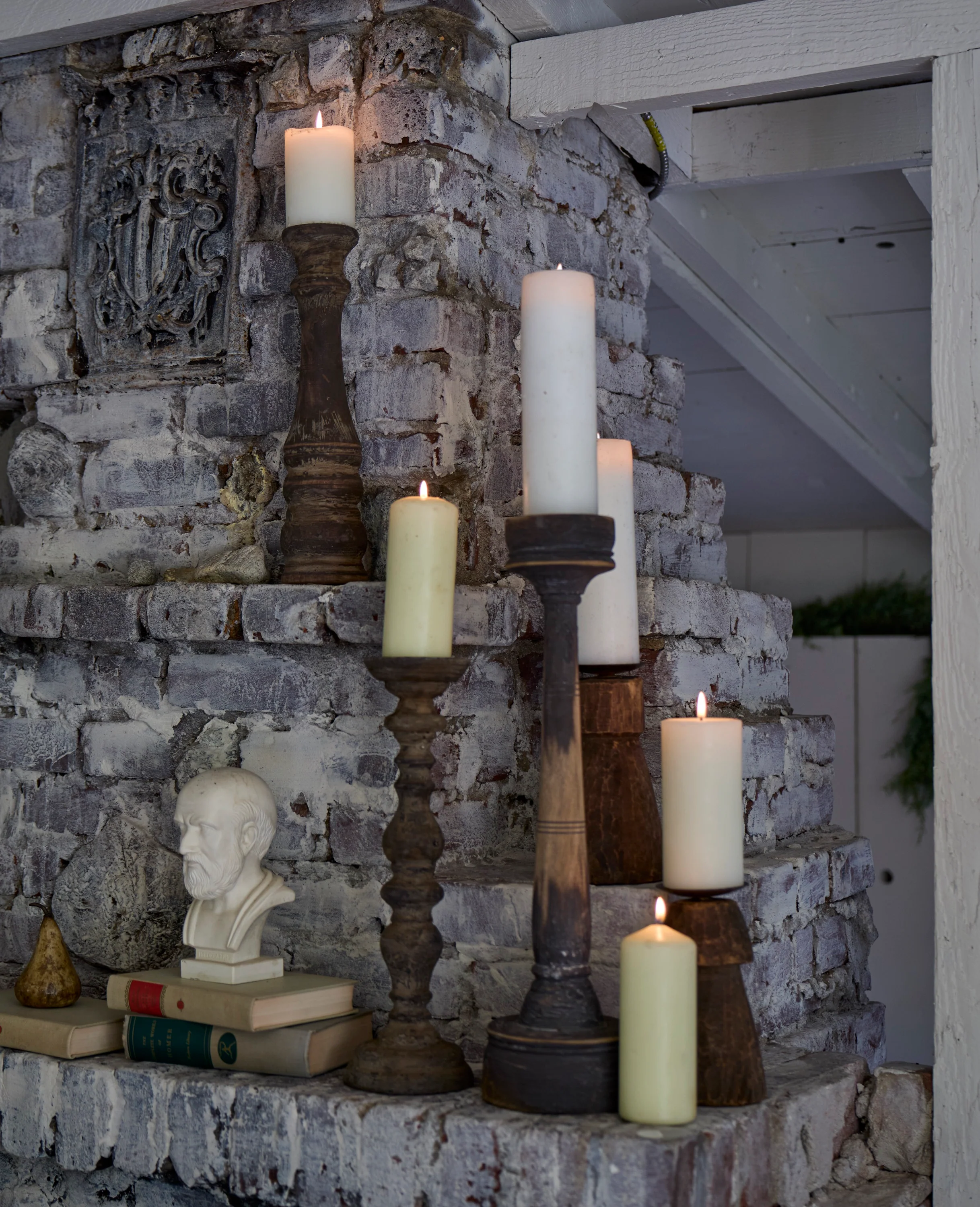 Le Sanctuaire Pillar Candle Stand - Image 6