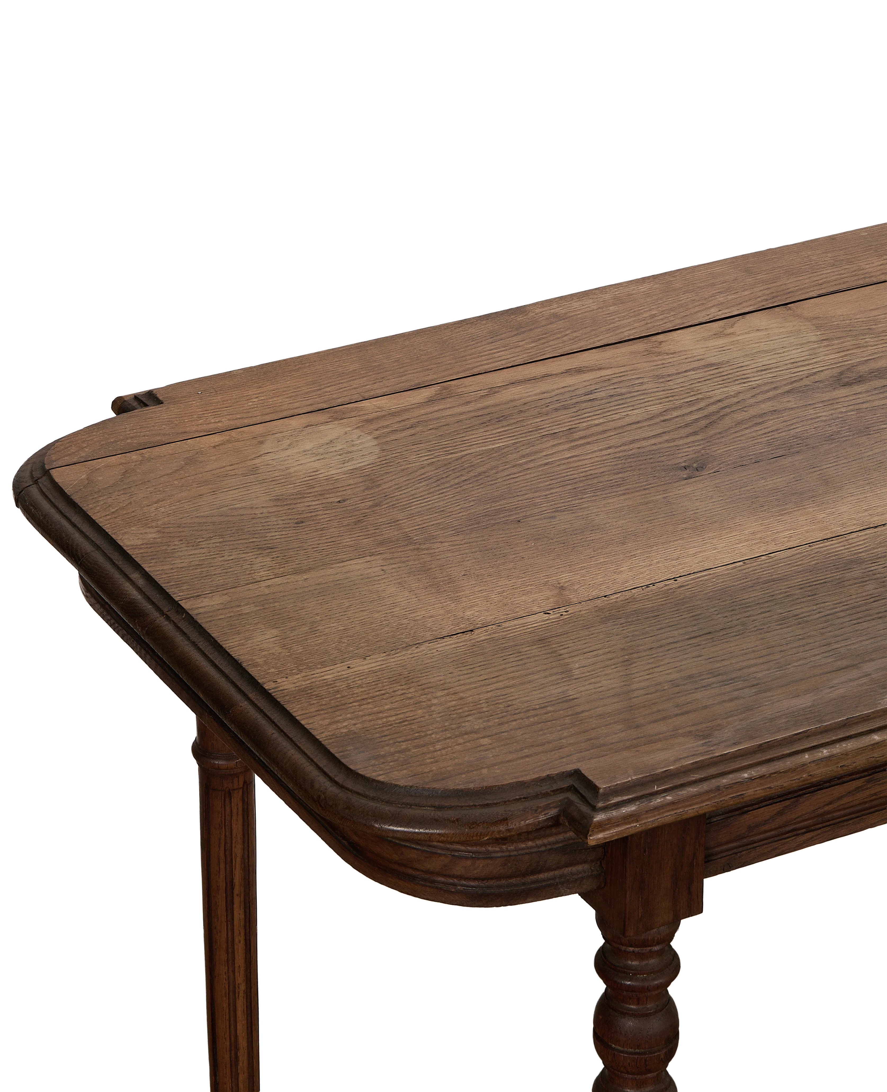 Louis Table - Image 4