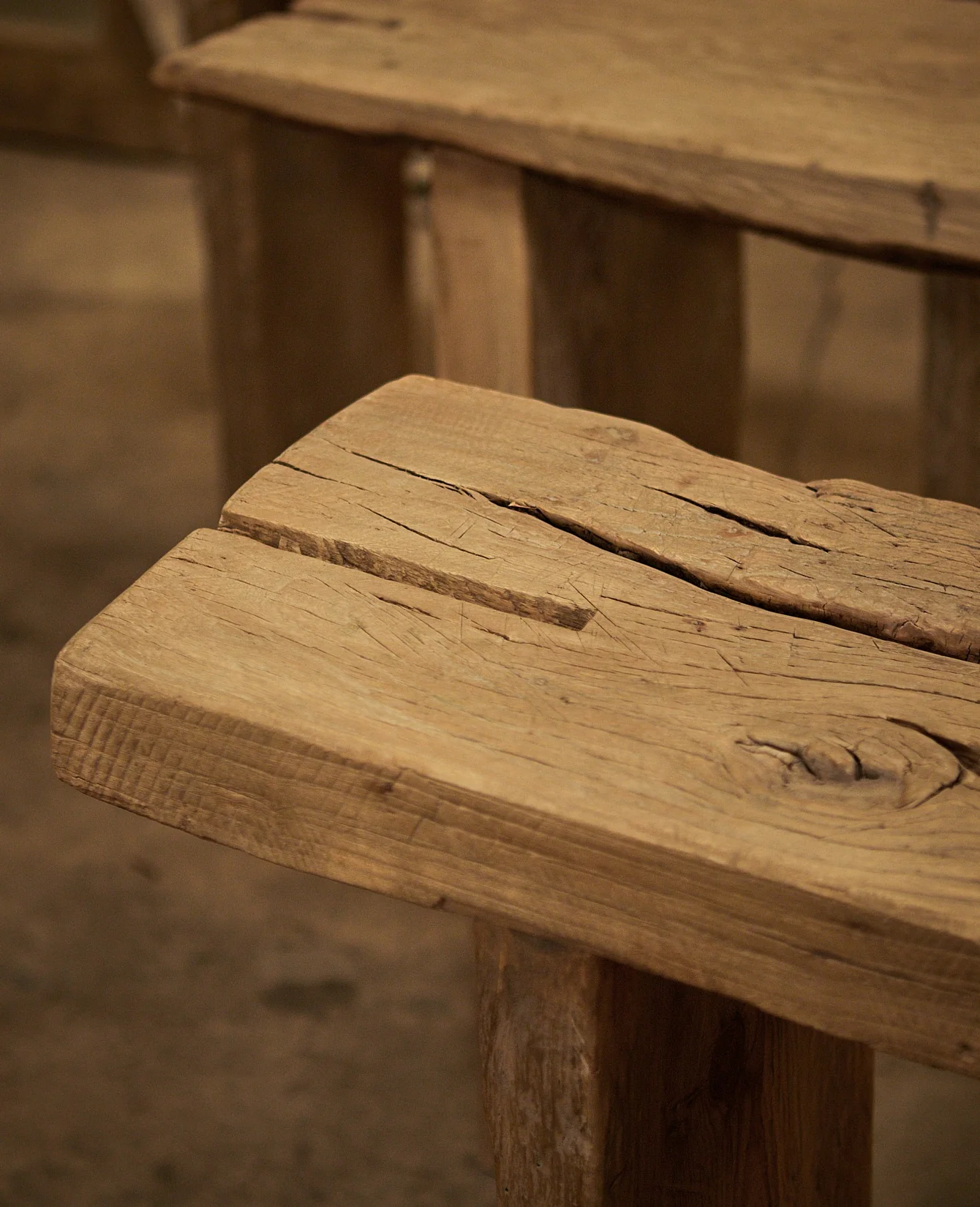 Chunky Elm Console - Antique Finish - Image 5